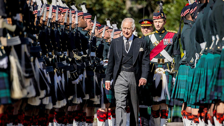 This image shows Prince Charles at the ceremony of keys with the Royal Regiment of Scotland  (SCOTS)