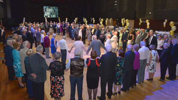 Golden couples invited to celebration event