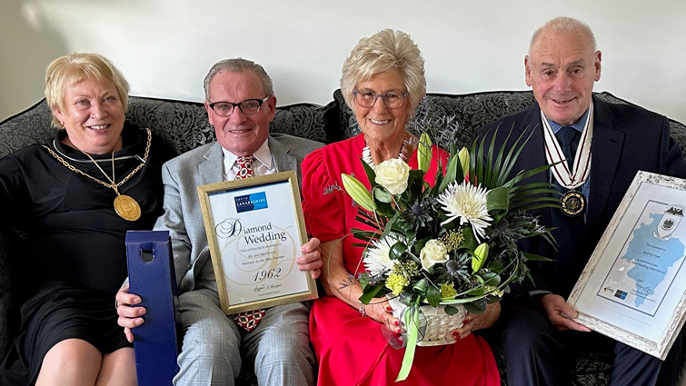 South Lanarkshire Provost Margaret Cooper and Deputy Lord Lieutenant Millar Stoddart congratulate Diamond Wedding Anniversary couple Marion and Eric Ewart.