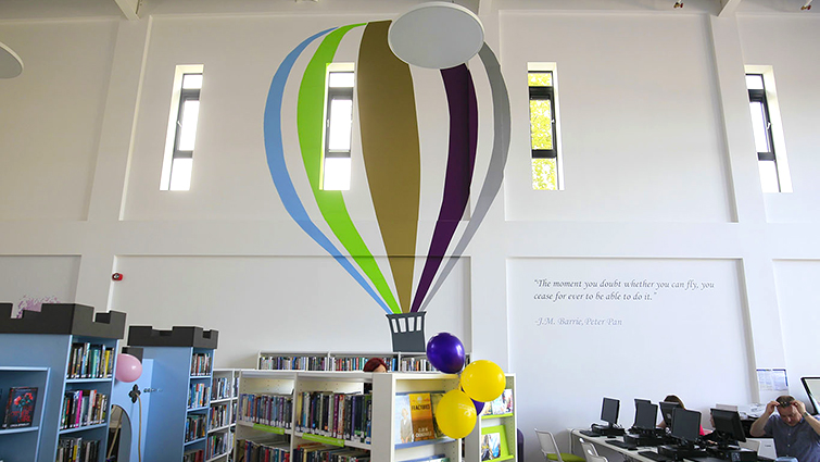 This image shows the interior of Strathaven Library 