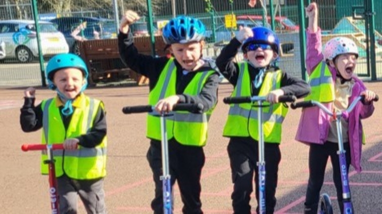 Pupils encouraged to scoot to school