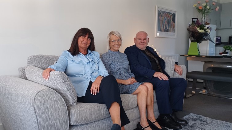 Area Housing Manager Carol Graham with Julie Wilson and Chair of the council's Housing and Technical Resources Committee Davie McLachlan